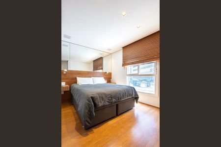 Apartamento à venda com 2 quartos, 103m² em Vila Olímpia, São Paulo