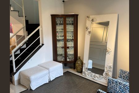 Casa à venda com 3 quartos, 180m² em Tamboré, Santana de Parnaíba