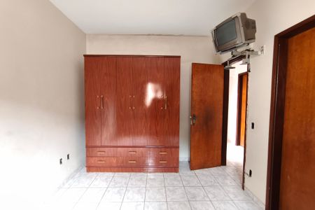 Casa à venda com 170m², 4 quartos e 3 vagasQuarto Suíte