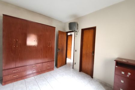 Casa à venda com 170m², 4 quartos e 3 vagasQuarto Suíte