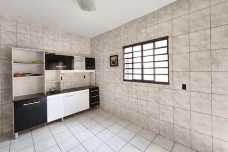 Casa à venda com 170m², 4 quartos e 3 vagasCozinha