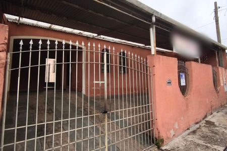 Casa à venda com 170m², 4 quartos e 3 vagasFachada