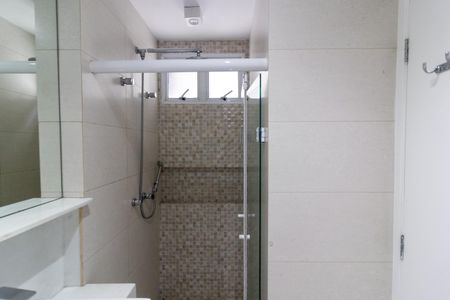 Apartamento para alugar com 68m², 2 quartos e 1 vaga Apartamento para alugar com 68m², 2 quartos e 1 vagaBanheiro da Suíte