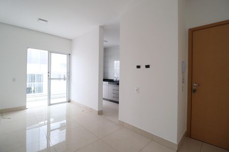 Sala de apartamento para alugar com 2 quartos, 64m² em Granja Marileusa, Uberlândia