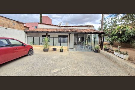 Casa à venda com 4 quartos, 120m² em Promissão, Lagoa Santa