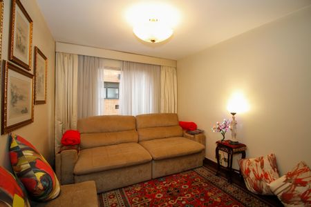 Quarto 1 de apartamento para alugar com 3 quartos, 135m² em Jardim Paulista, São Paulo