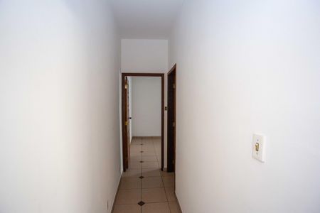 Casa à venda com 181m², 2 quartos e 2 vagasCorredor