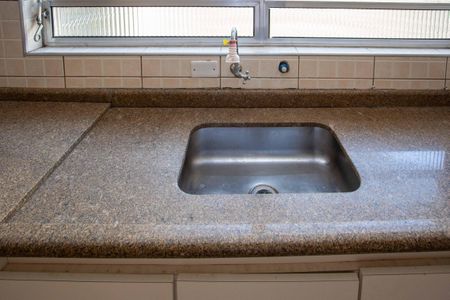 Casa à venda com 181m², 2 quartos e 2 vagasCozinha Casa 1