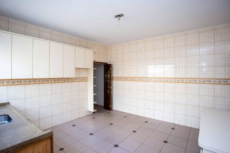 Casa à venda com 181m², 2 quartos e 2 vagasCozinha Casa 1