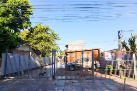Casa à venda com 240m², 5 quartos e 5 vagasFachada