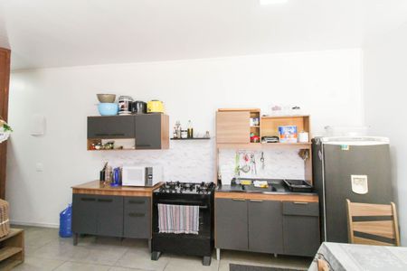 Casa à venda com 240m², 5 quartos e 5 vagasCasa 2 - Sala/Cozinha