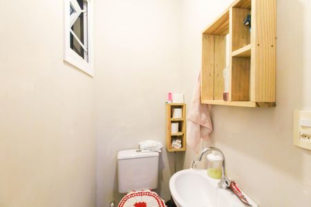 Casa à venda com 240m², 5 quartos e 5 vagasCasa 1 - Lavabo