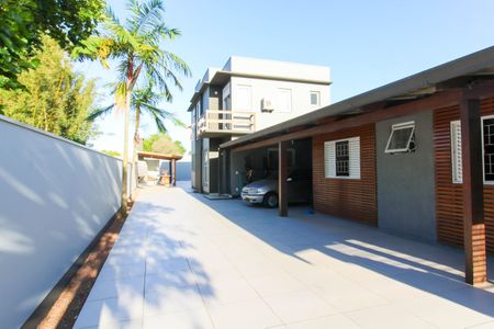 Casa à venda com 240m², 5 quartos e 5 vagasÁrea externa