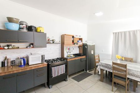 Casa à venda com 240m², 5 quartos e 5 vagasCasa 2 - Sala/Cozinha