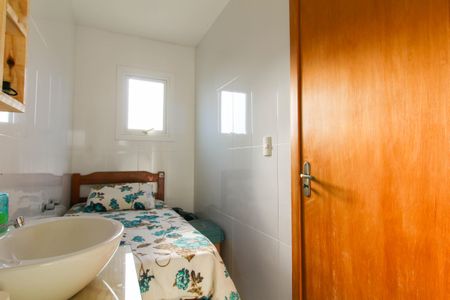 Casa à venda com 240m², 5 quartos e 5 vagasCasa 1 - Banheiro da Suíte