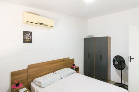 Casa à venda com 240m², 5 quartos e 5 vagasCasa 2 - Quarto 2