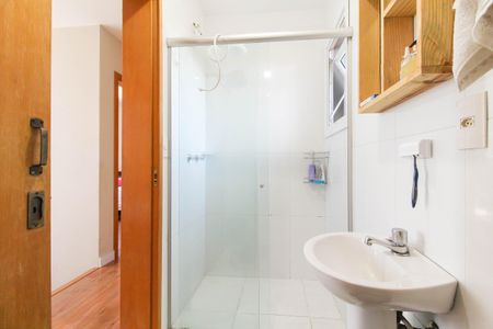 Casa à venda com 240m², 5 quartos e 5 vagasCasa 1 - Banheiro
