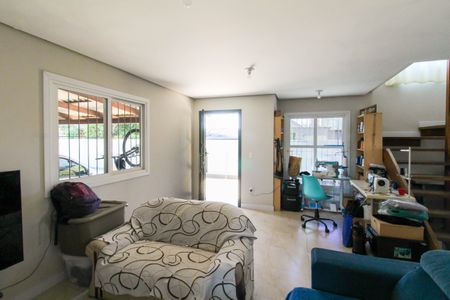 Casa à venda com 240m², 5 quartos e 5 vagasCasa 1 - Sala