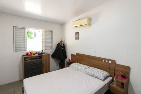 Casa à venda com 240m², 5 quartos e 5 vagasCasa 2 - Quarto 2