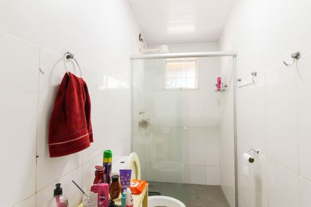 Casa à venda com 240m², 5 quartos e 5 vagasCasa 2 - Banheiro