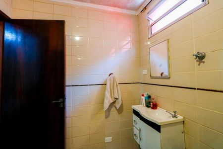 Apartamento à venda com 172m², 2 quartos e 2 vagasBanheiro do quarto 1