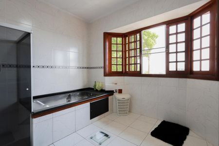 Casa para alugar com 242m², 3 quartos e 3 vagasBanheiro da suíte 1