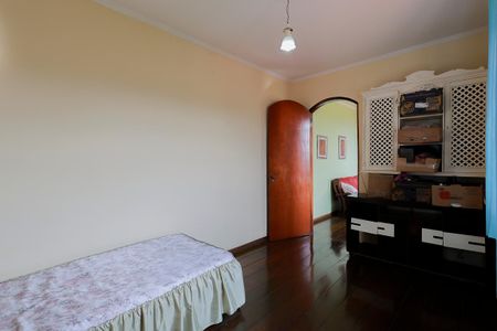 Casa para alugar com 242m², 3 quartos e 3 vagasQuarto