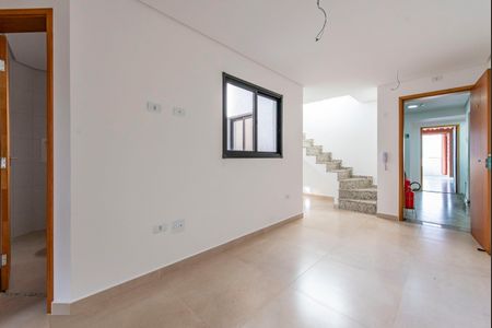 Apartamento à venda com 100m², 2 quartos e 1 vaga Apartamento à venda com 100m², 2 quartos e 1 vagaSala