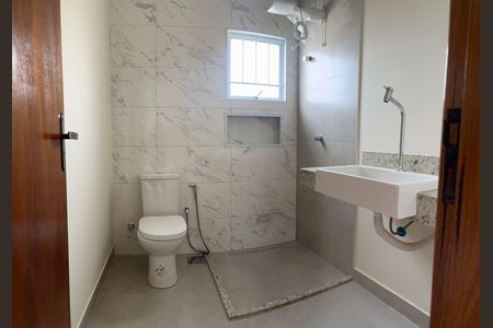 Casa à venda com 137m², 3 quartos e 4 vagasBanheiro