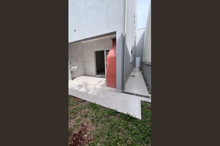 Casa à venda com 137m², 3 quartos e 4 vagasQuintal