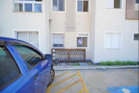 Apartamento para alugar com 52m², 2 quartos e 1 vagaAdesivo na Janela