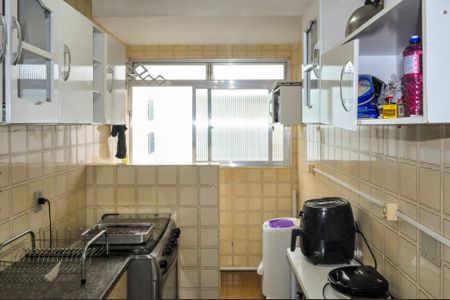 Apartamento à venda com 62m², 2 quartos e sem vaga Apartamento à venda com 62m², 2 quartos e sem vagaCozinha
