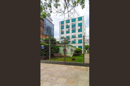 Apartamento à venda com 62m², 2 quartos e sem vaga Apartamento à venda com 62m², 2 quartos e sem vagaFachada