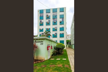Apartamento à venda com 62m², 2 quartos e sem vaga Apartamento à venda com 62m², 2 quartos e sem vagaFachada