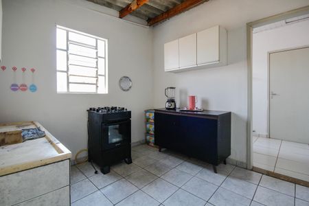 Casa para alugar com 120m², 4 quartos e 2 vagas Casa para alugar com 120m², 4 quartos e 2 vagasCozinha