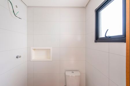 Apartamento à venda com 100m², 2 quartos e 2 vagasBanheiro do Quarto 2