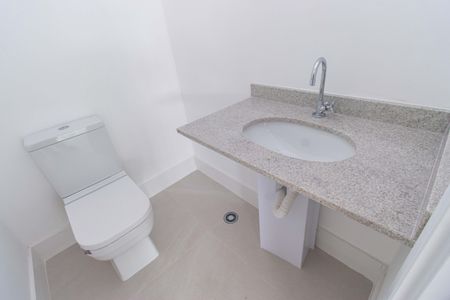 Apartamento para alugar com 142m², 3 quartos e 5 vagas Apartamento para alugar com 142m², 3 quartos e 5 vagasLavabo 1