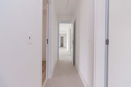 Apartamento para alugar com 142m², 3 quartos e 5 vagas Apartamento para alugar com 142m², 3 quartos e 5 vagasCorredor