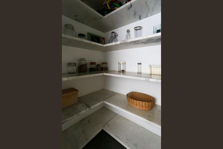 Apartamento para alugar com 160m², 3 quartos e 3 vagas Apartamento para alugar com 160m², 3 quartos e 3 vagasDespensa