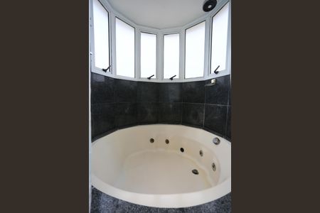 Apartamento para alugar com 160m², 3 quartos e 3 vagas Apartamento para alugar com 160m², 3 quartos e 3 vagasBanheiro da Suíte 3