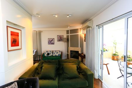 Apartamento para alugar com 160m², 3 quartos e 3 vagas Apartamento para alugar com 160m², 3 quartos e 3 vagassala