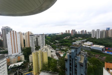 Apartamento para alugar com 160m², 3 quartos e 3 vagas Apartamento para alugar com 160m², 3 quartos e 3 vagasVaranda vista