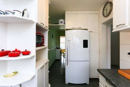 Apartamento para alugar com 160m², 3 quartos e 3 vagas Apartamento para alugar com 160m², 3 quartos e 3 vagascozinha