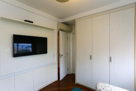 Apartamento para alugar com 160m², 3 quartos e 3 vagas Apartamento para alugar com 160m², 3 quartos e 3 vagassuíte 1