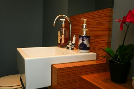 Apartamento para alugar com 160m², 3 quartos e 3 vagas Apartamento para alugar com 160m², 3 quartos e 3 vagasLavabo