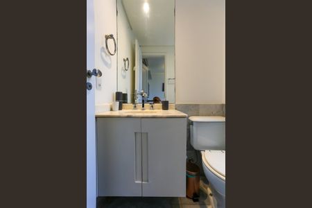 Apartamento para alugar com 160m², 3 quartos e 3 vagas Apartamento para alugar com 160m², 3 quartos e 3 vagasBanheiro da Suíte 1