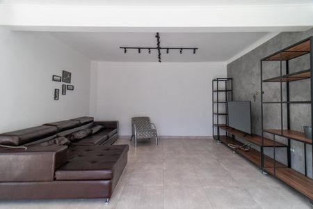 Casa para alugar com 350m², 4 quartos e 5 vagas Casa para alugar com 350m², 4 quartos e 5 vagasSala 2