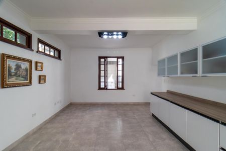 Casa para alugar com 350m², 4 quartos e 5 vagas Casa para alugar com 350m², 4 quartos e 5 vagasCozinha