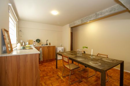 Sala e Cozinha de apartamento à venda com 1 quarto, 77m² em Pinheiros, São Paulo