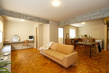 Sala e Cozinha de apartamento à venda com 1 quarto, 77m² em Pinheiros, São Paulo